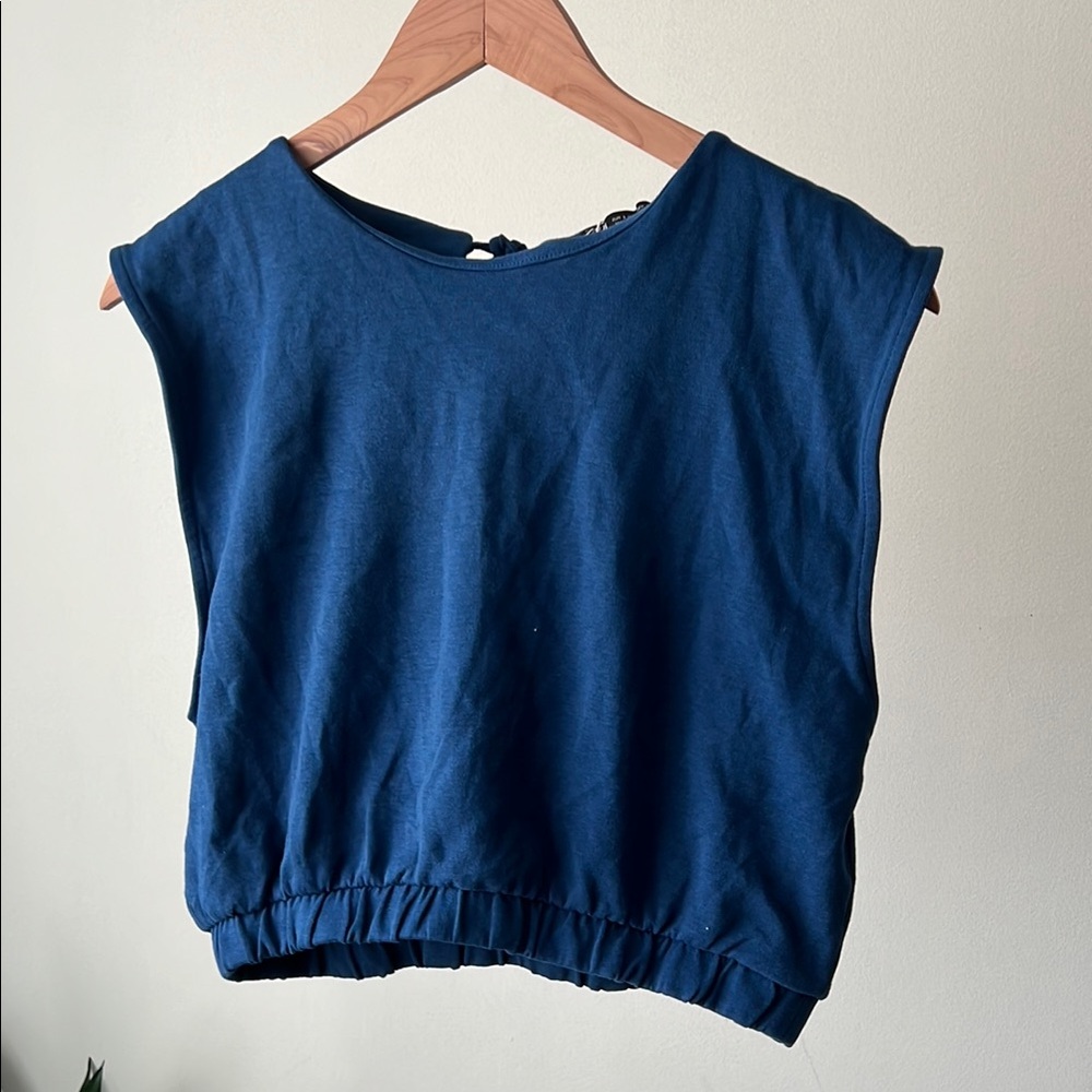 Zara muscle tee Elegant Navy Blue Sleeveless Top L